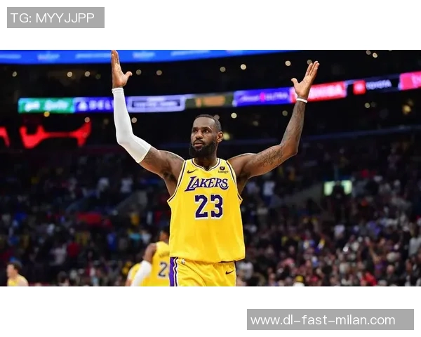 詹姆斯创历史新纪录成为首位达成4万分1万板1万助的球员